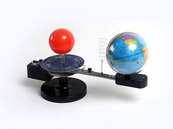 地球運行儀